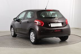 Peugeot 208 - 2012