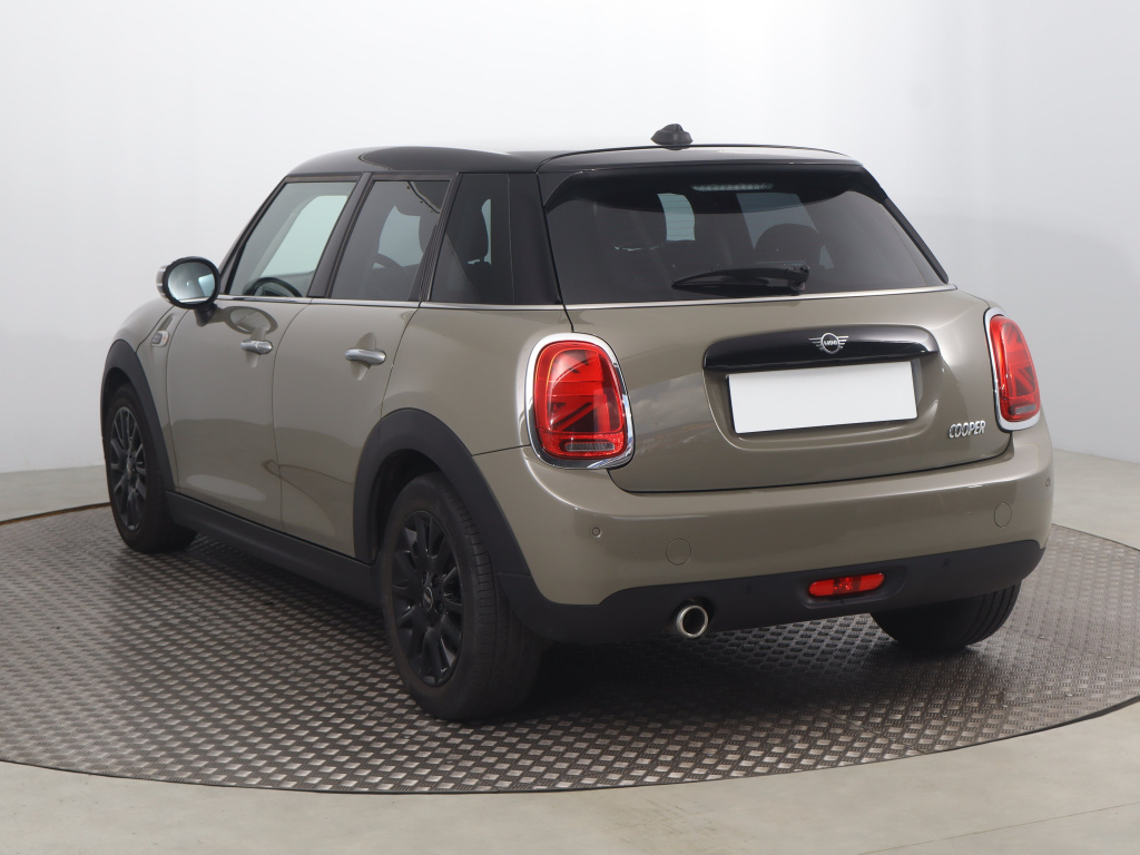 MINI 5-door