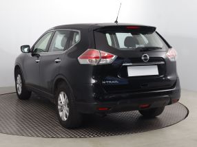Nissan X-Trail - 2015