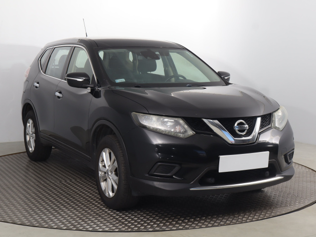 Nissan X-Trail 2015