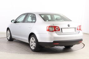 Volkswagen Jetta - 2008