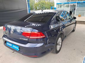 Volkswagen Passat - 2017