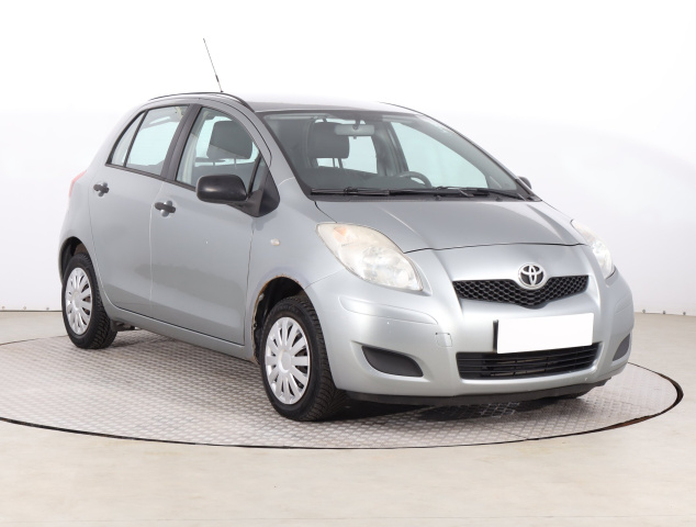 Toyota Yaris 2011