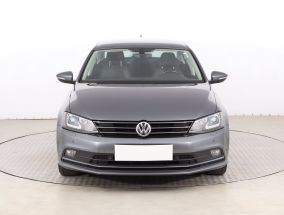 Volkswagen Jetta - 2016
