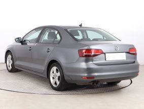 Volkswagen Jetta - 2016