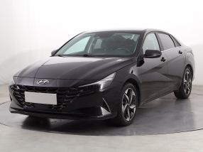 Hyundai Elantra - 2021
