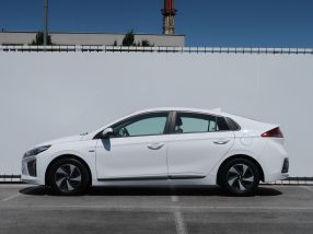 Hyundai Ioniq - 2017