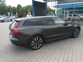 Volvo V60 Cross Country - 2021