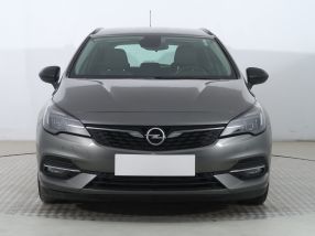 Opel Astra - 2021
