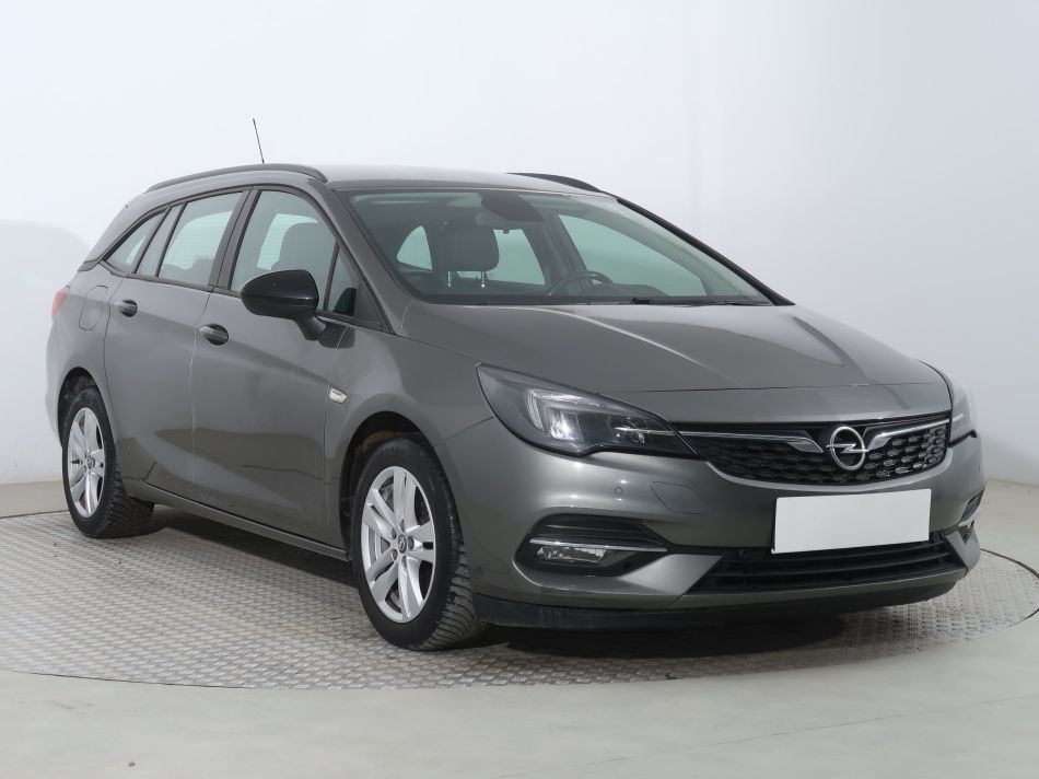 Opel Astra - 2021