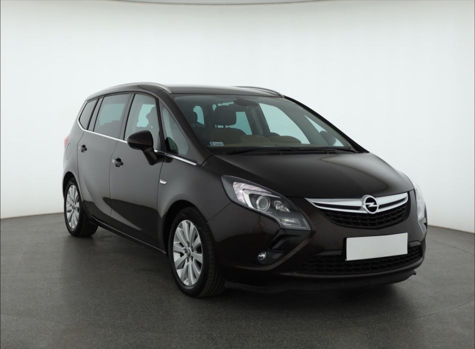 Opel Zafira - 2015