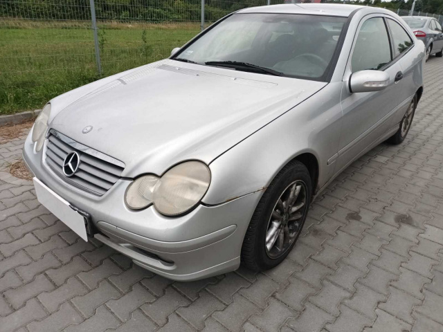 Mercedes-Benz C 2003