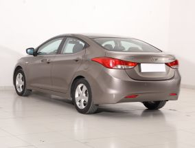 Hyundai Elantra - 2012