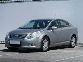 Toyota Avensis - 2010