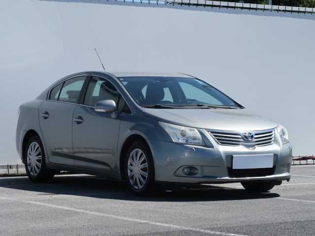 Toyota Avensis 2010
