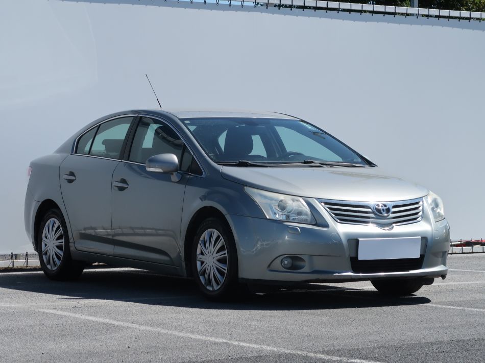 Toyota Avensis - 2010