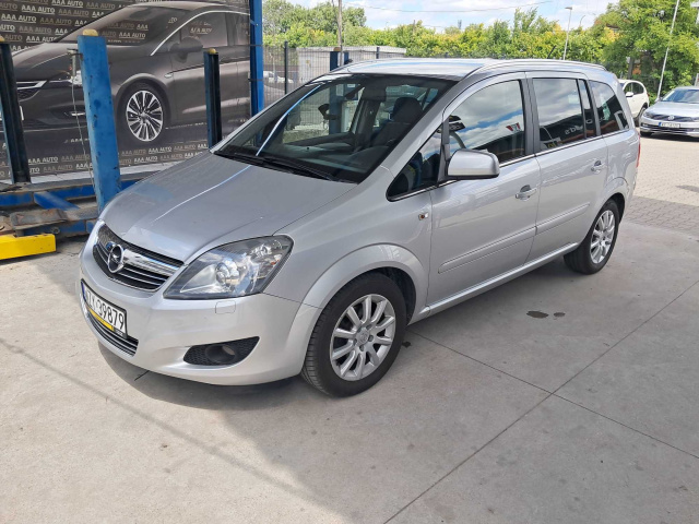 Opel Zafira 2011