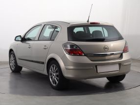 Opel Astra - 2009