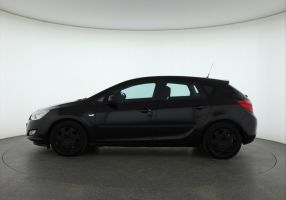 Opel Astra - 2010
