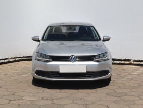 Volkswagen Jetta - 2011