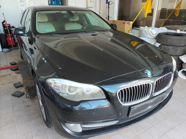 BMW 5 2011