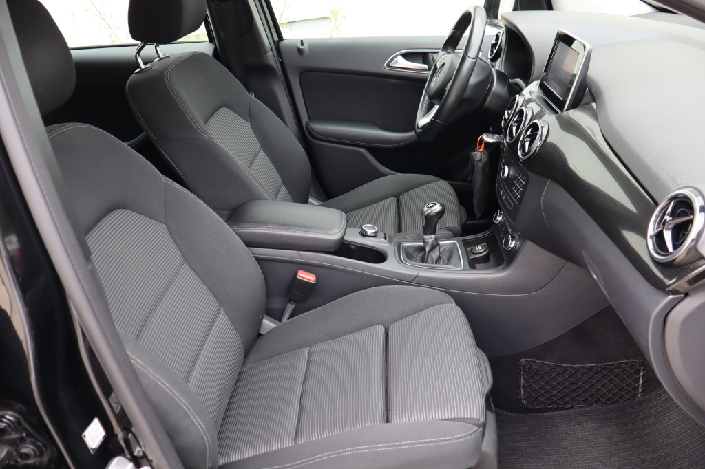 Mercedes-Benz B