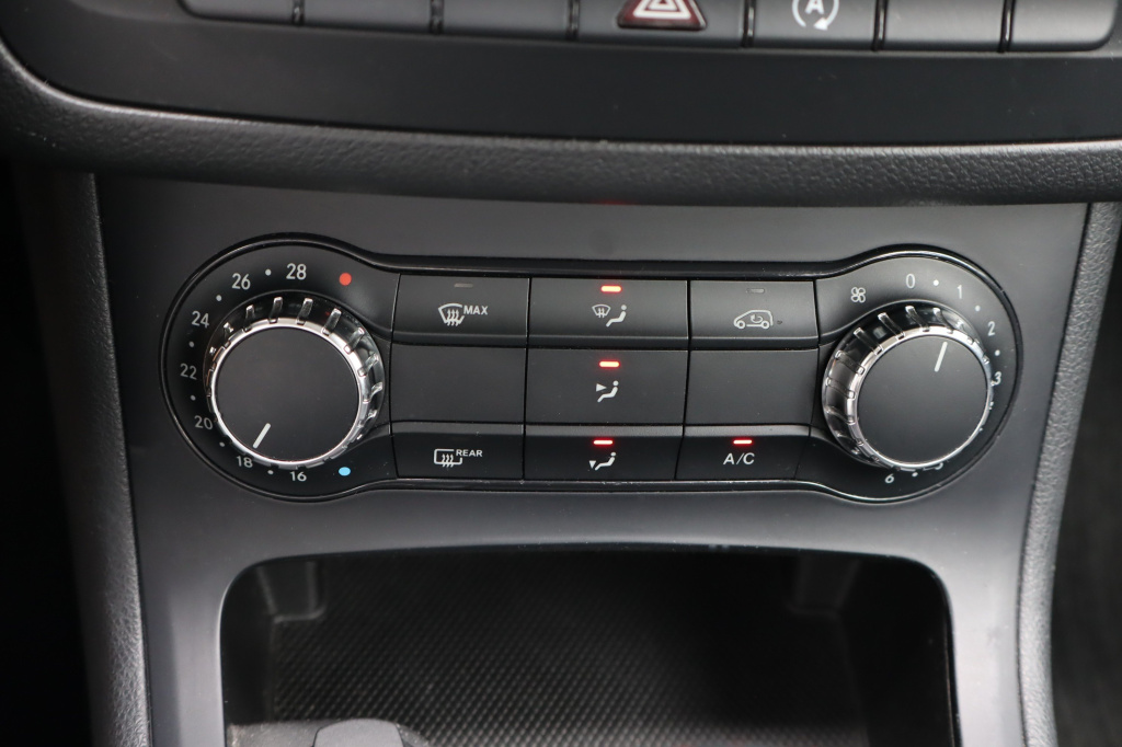 Mercedes-Benz B