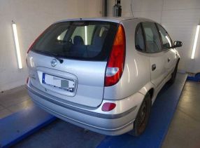 Nissan Almera Tino - 2003