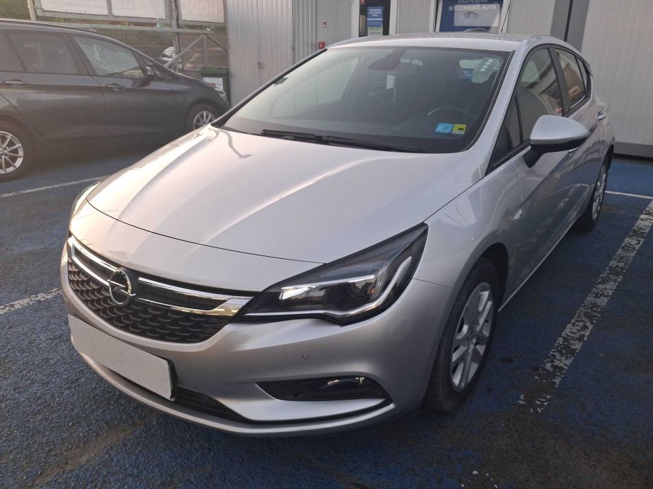 Opel Astra - 2016