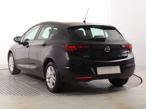 Opel Astra - 2015