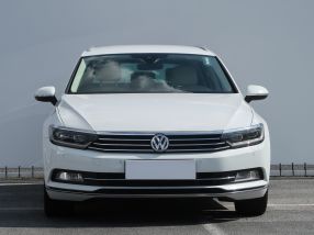 Volkswagen Passat - 2016