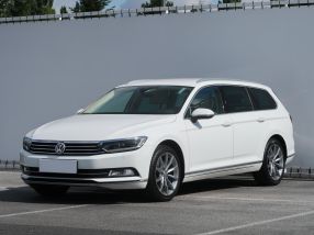 Volkswagen Passat - 2016