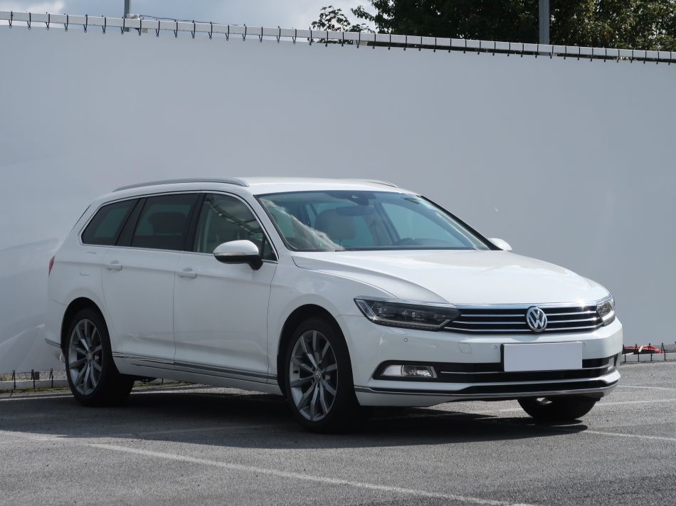 Volkswagen Passat - 2016