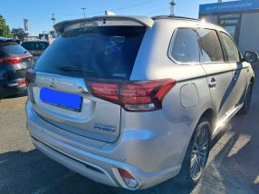 Mitsubishi Outlander - 2019