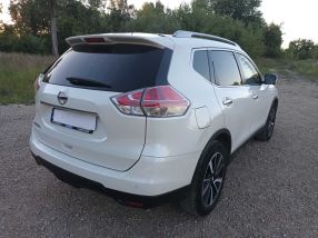Nissan X-Trail - 2015