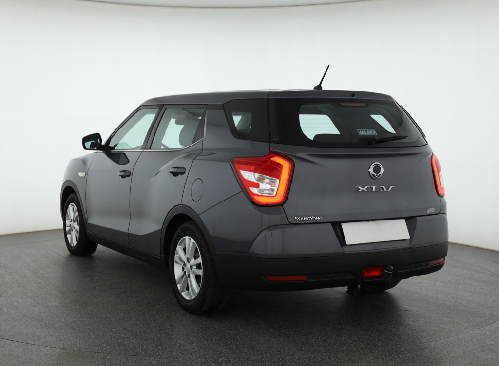 Ssang Yong XLV