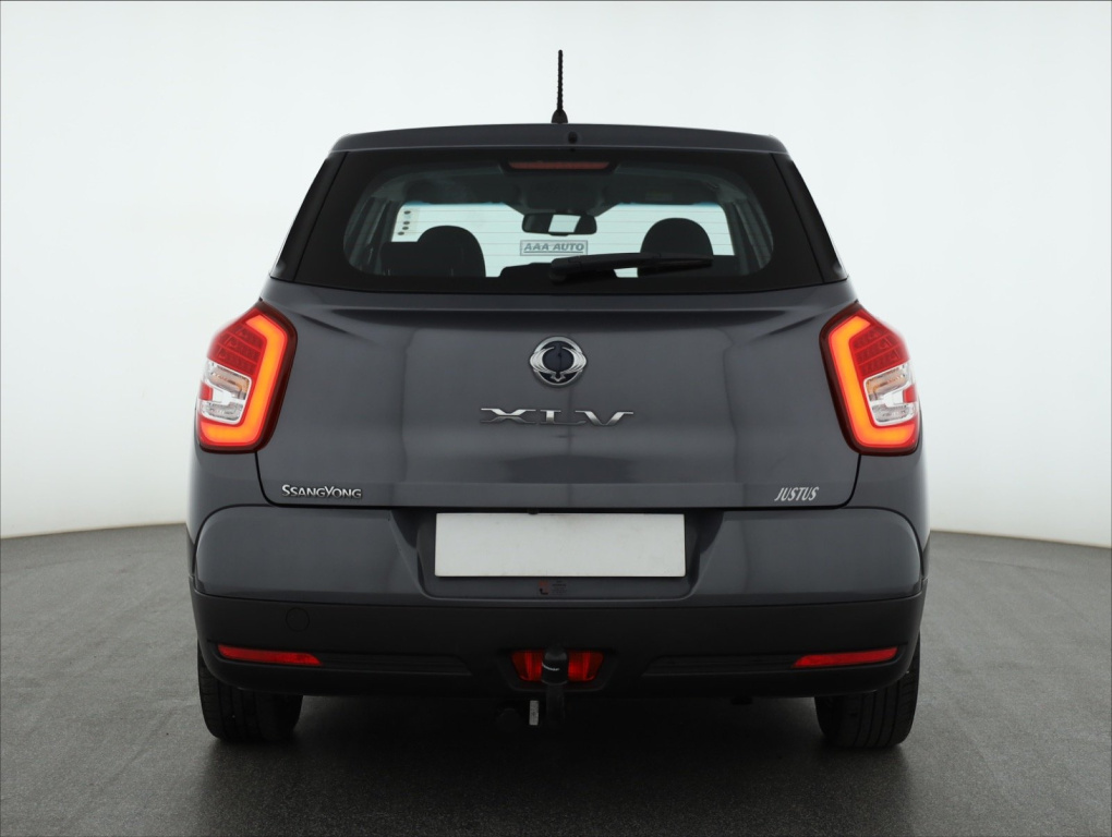 Ssang Yong XLV