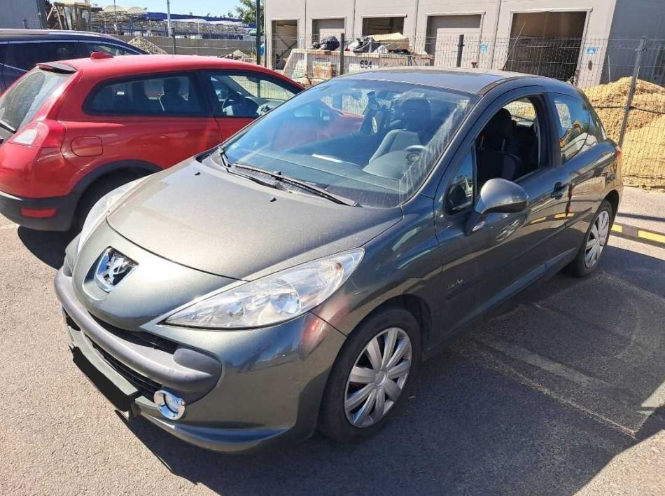 Peugeot 207 - 2008