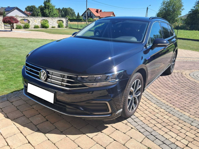 Volkswagen Passat 2022