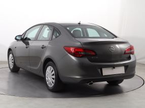 Opel Astra - 2018