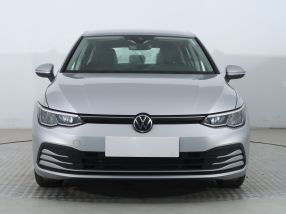 Volkswagen Golf - 2021