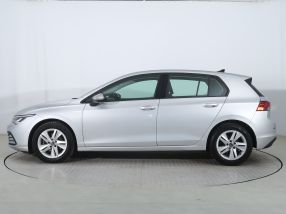 Volkswagen Golf - 2021