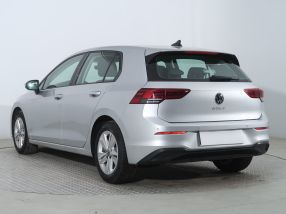 Volkswagen Golf - 2021