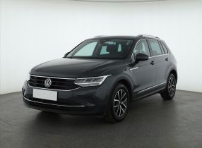 Volkswagen Tiguan - 2020