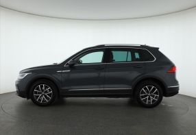 Volkswagen Tiguan - 2020