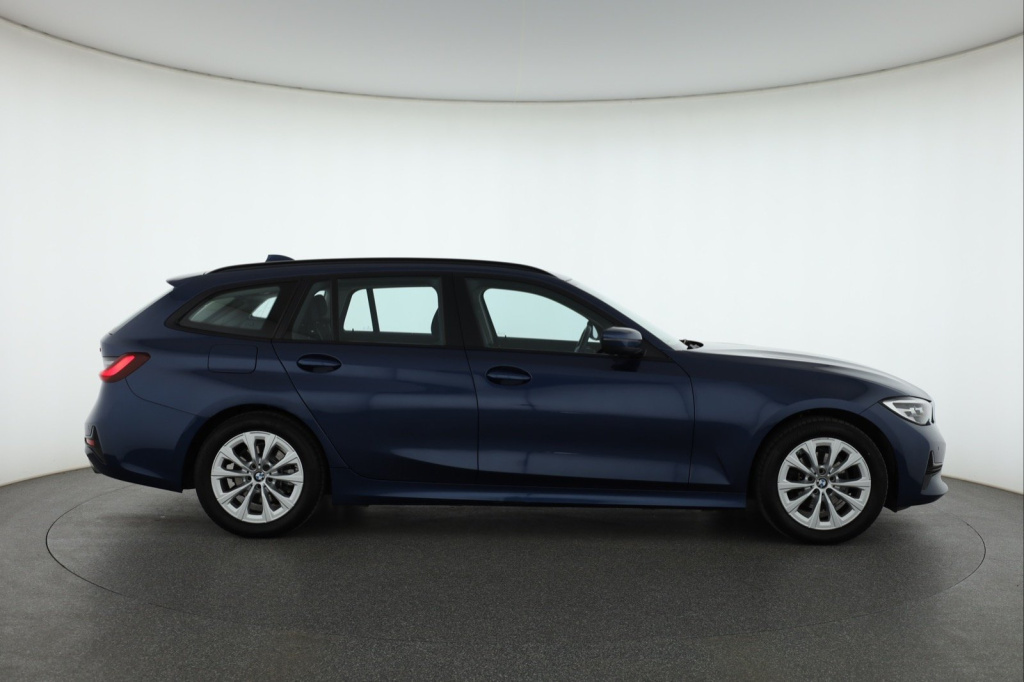 BMW 3