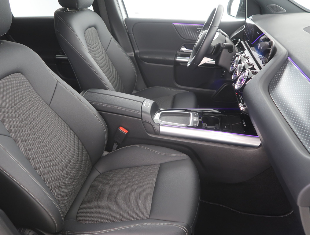 Mercedes-Benz B