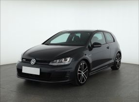 Volkswagen Golf - 2014