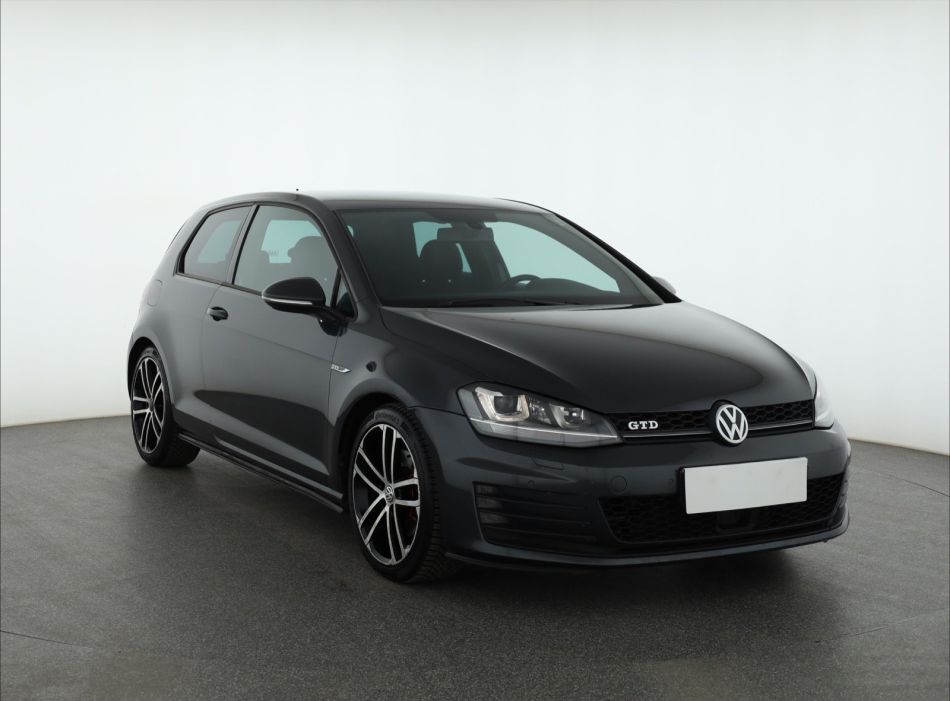Volkswagen Golf - 2014