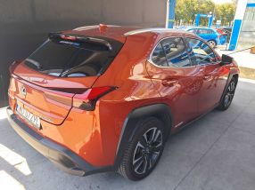 Lexus UX - 2020